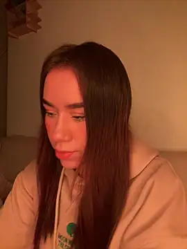Im Valen Cute online show from 05/17/26, 01:49