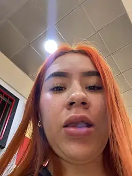 Im Valen Cute online show from 02/25/25, 10:09