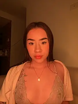 Im Valen Cute online show from 09/28/25, 05:58