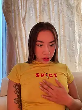 Im Valen Cute online show from 03/12/26, 06:23