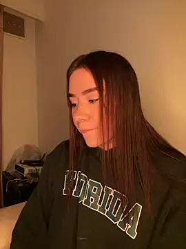 Im Valen Cute online show from 11/09/25, 01:42