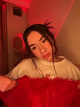 Im Valen Cute online show from 12/03/25, 04:13