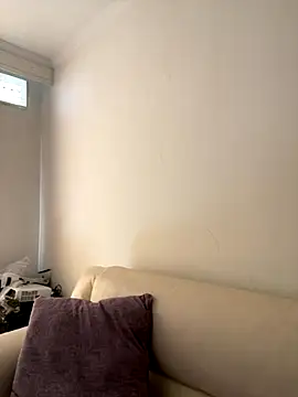 Im Valen Cute online show from 10/24/25, 04:17