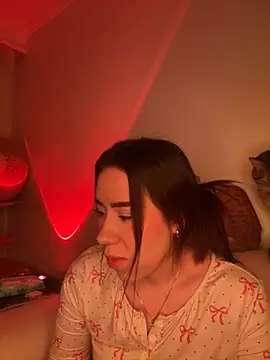 Im Valen Cute online show from 11/26/25, 02:44