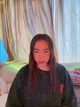 Im Valen Cute online show from 04/12/26, 10:46