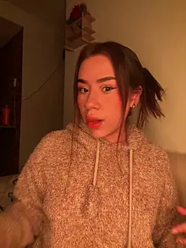 Im Valen Cute online show from 02/08/26, 01:36