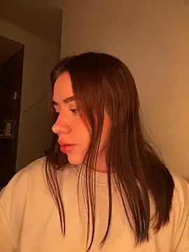 Im Valen Cute online show from 10/08/25, 02:24