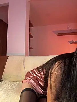 July gh online show from 04/06/26, 11:17