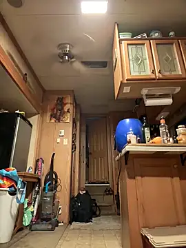 KBD85 online show from 03/22/26, 02:04