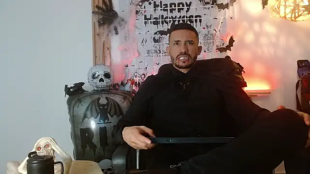 Reiko 85  online show from 10/24/25, 03:11