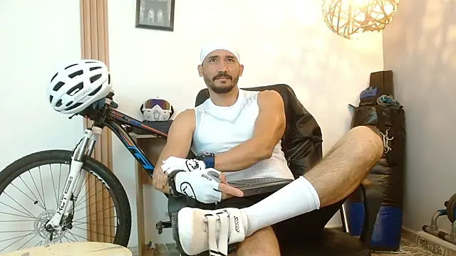 Reiko 85  online show from 09/18/25, 02:31