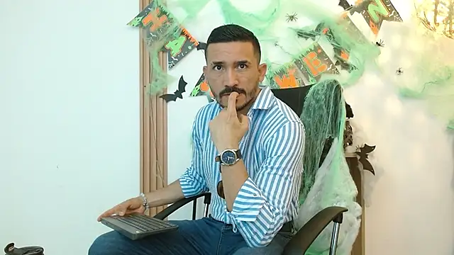 Reiko 85  online show from 10/16/25, 02:36