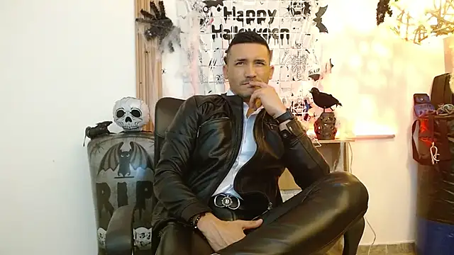 Reiko 85  online show from 11/01/25, 07:41