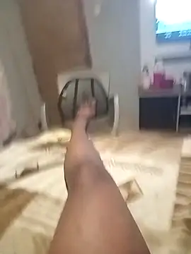 Snapshot of MaskedMandingo@xh chatting on 09/18/25, 12:02 MaskedMandingoxh online show from 09/18/25, 12:02