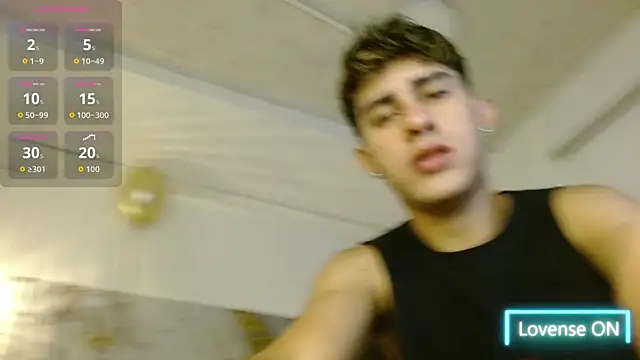 Dyla n18 online show from 10/23/25, 10:08