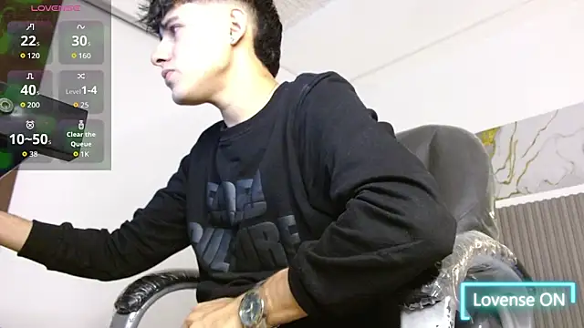 Snapshot of Dyla_n18 chatting on 02/04/26, 07:53 Dyla n18 online show from 02/04/26, 07:53