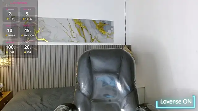 Snapshot of Dyla_n18 chatting on 02/25/26, 08:19 Dyla n18 online show from 02/25/26, 08:19