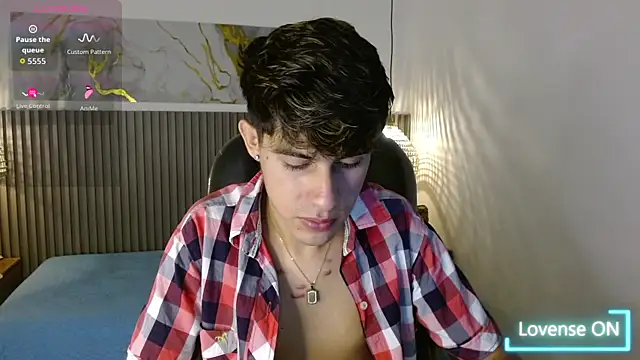 Dyla n18 online show from 12/02/25, 07:37