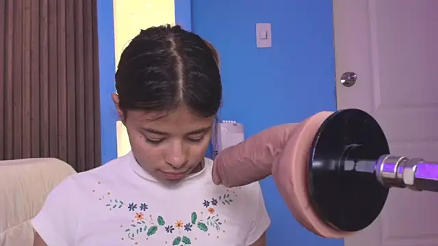 Antonella Torres2 online show from 06/25/26, 03:37