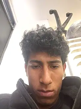 alexander32r online show from 12/18/25, 03:05