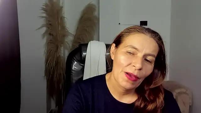 Milf karlye online show from 04/14/26, 02:38