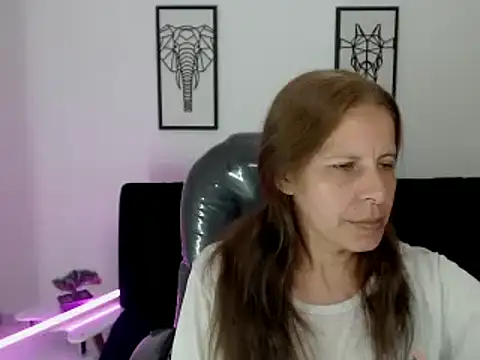 Snapshot of Milf_karlye chatting on 02/26/25, 05:03 Milf karlye online show from 02/26/25, 05:03