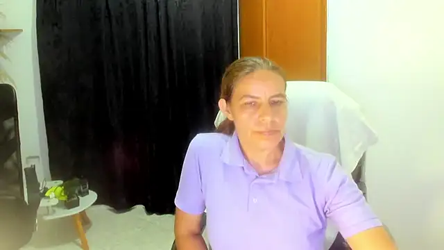 Milf karlye online show from 11/22/25, 02:54