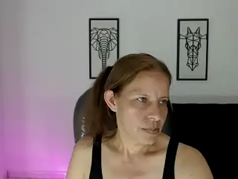 Snapshot of Milf_karlye chatting on 02/22/25, 07:56 Milf karlye online show from 02/22/25, 07:56