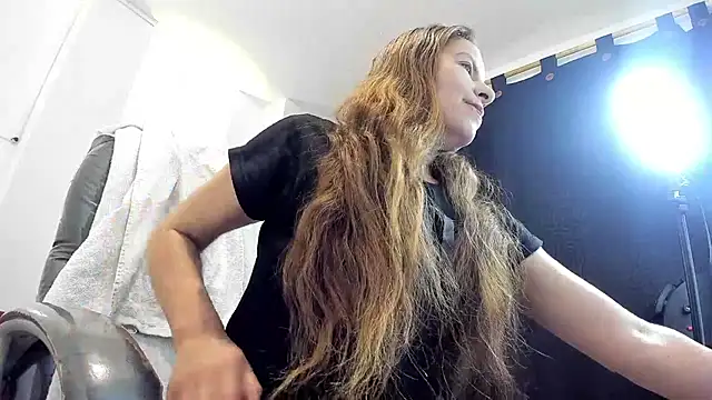 Snapshot of Milf_karlye chatting on 07/19/26, 02:53 Milf karlye online show from 07/19/26, 02:53