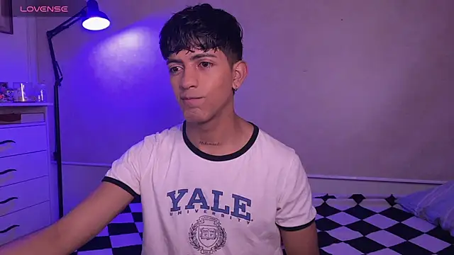 teobowny  online show from 10/03/25, 12:58