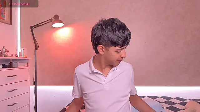 teobowny  online show from 03/21/26, 08:24