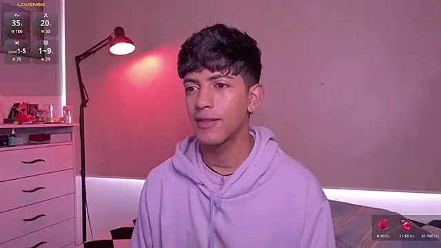 teobowny  online show from 10/04/25, 01:34