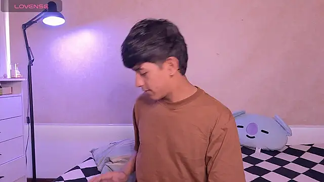 teobowny  online show from 02/26/26, 08:31