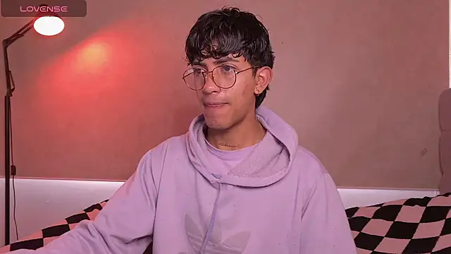 teobowny  online show from 09/24/25, 12:33