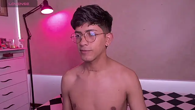 teobowny  online show from 10/01/25, 12:42