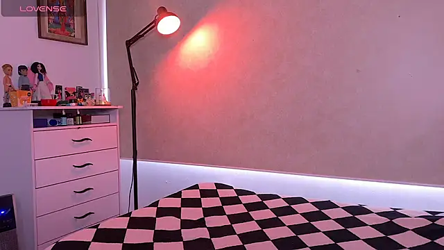 teobowny  online show from 09/20/25, 12:32