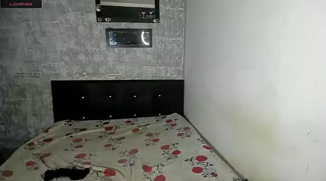 Snapshot of danna_sofiah chatting on 12/01/24, 07:30 danna sofiah online show from 12/01/24, 07:30