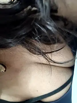 Snapshot of rakhi_143 chatting on 03/02/25, 06:57 rakhi 143 online show from 03/02/25, 06:57