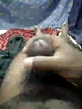 Snapshot of mallucallboy2104 chatting on 12/11/24, 07:57 mallucallboy2104 online show from 12/11/24, 07:57