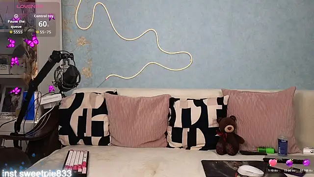 Anal Girl  online show from 12/16/25, 04:11