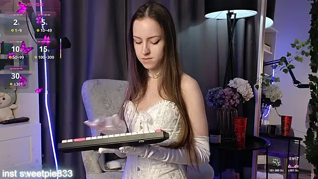 Anal Girl  online show from 04/08/26, 04:30