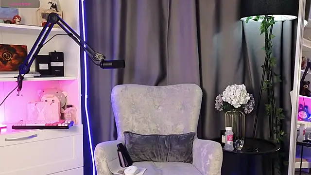 Anal Girl  online show from 05/21/26, 06:16