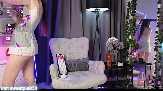 Anal Girl  online show from 02/26/26, 04:18