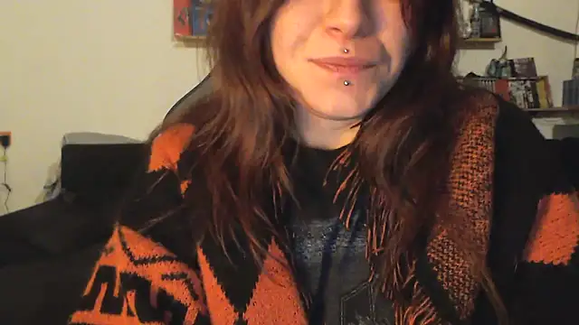 Snapshot of complicata_mente chatting on 01/18/25, 12:46 complicata mente online show from 01/18/25, 12:46