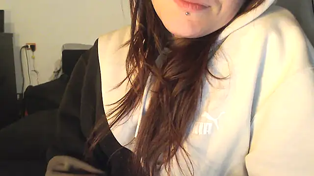 Snapshot of complicata_mente chatting on 01/16/25, 10:34 complicata mente online show from 01/16/25, 10:34