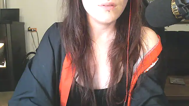 Snapshot of complicata_mente chatting on 02/27/25, 10:20 complicata mente online show from 02/27/25, 10:20