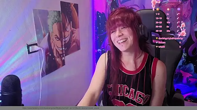 Snapshot of complicata_mente chatting on 09/25/25, 08:37 complicata mente online show from 09/25/25, 08:37