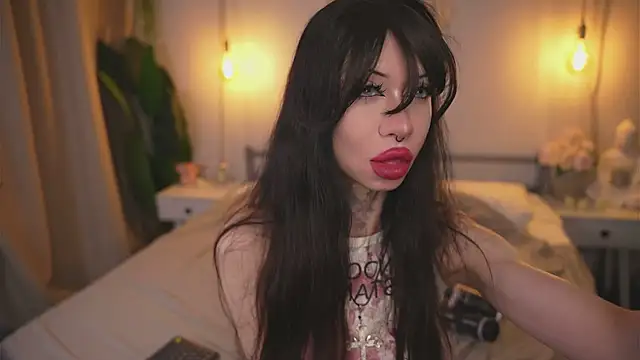 Devilsss toy online show from 11/21/25, 04:39