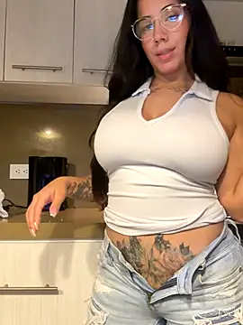 AndyFire69 online show from 11/13/25, 06:06