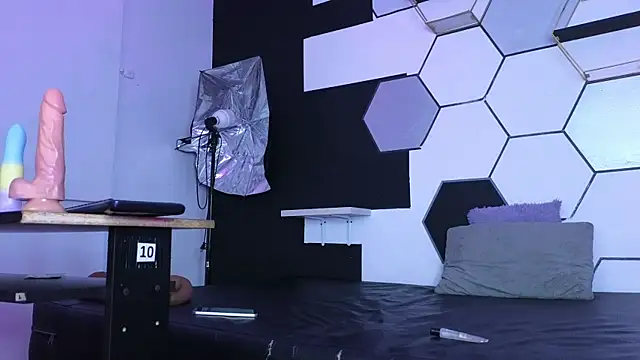 haileycat online show from 01/09/26, 03:13